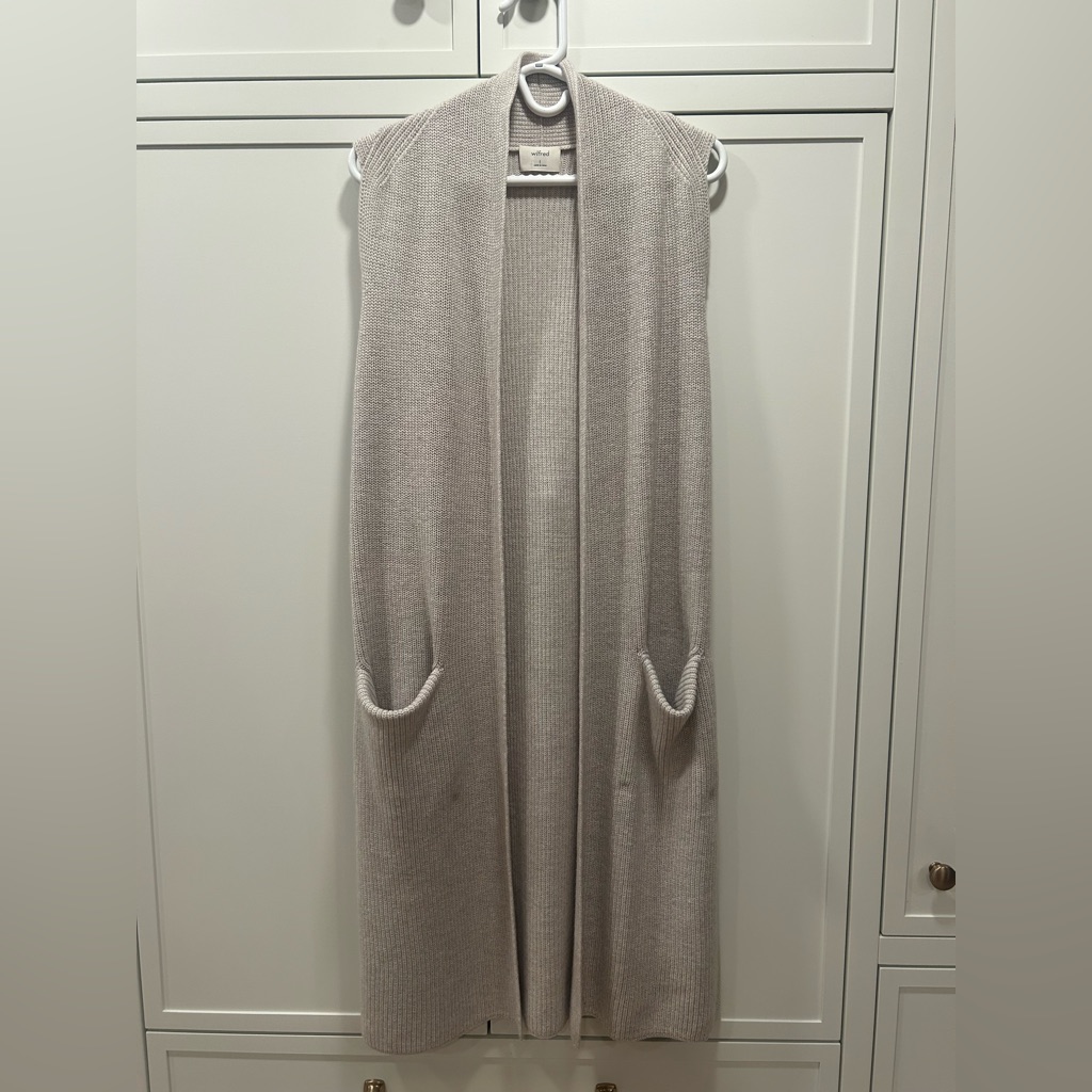 Aritzia Wilfred 100% Merino Wool Cardigan Size Small Lagenlook Aesthetic